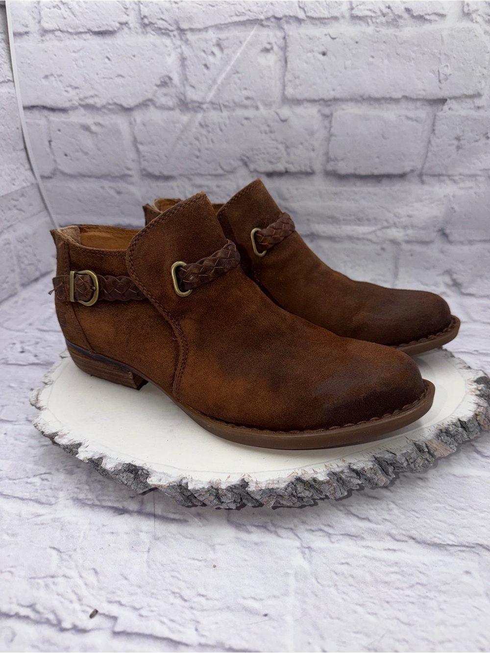 Born Boots Womens 8 M Sylvia Braided Buckle Strap Back Zip Bootie F13726 Brown
